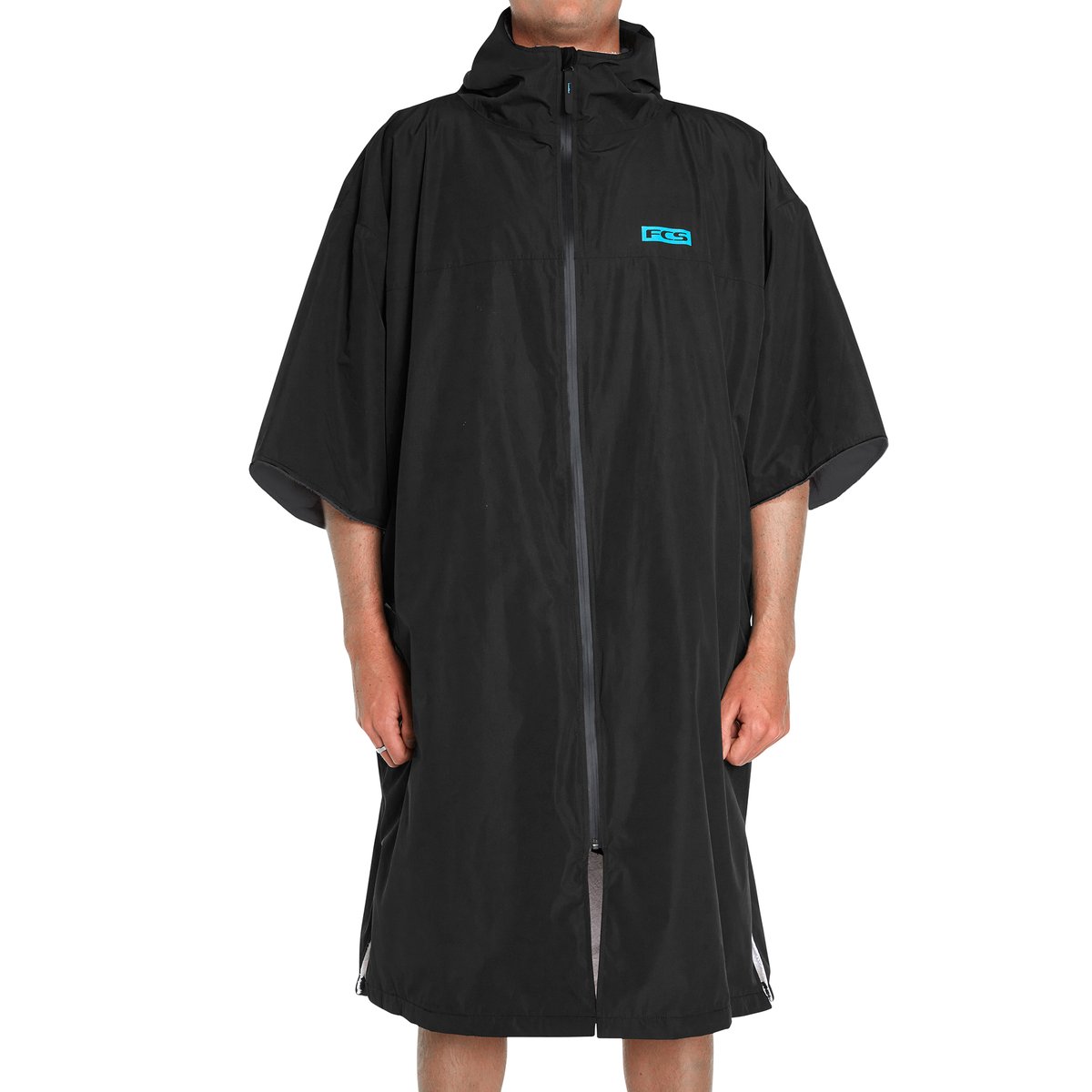 SHELTER ALL WEATHER PONCHO
