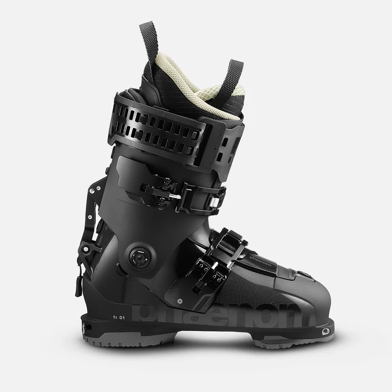 FR01 130 Phaenom boot